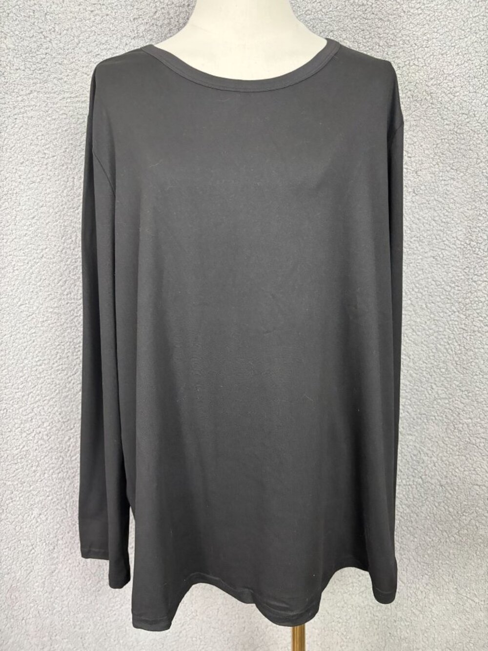 Linkdeer Women's 3XL Plus Size Black Long Sleeve Crewneck T-Shirt 3XL NWT's.